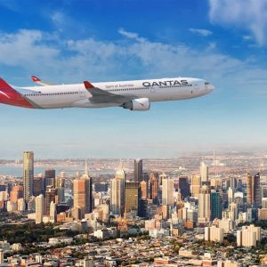 Qantas Frequent Flyers can now book Oneworld reward seats for JAL