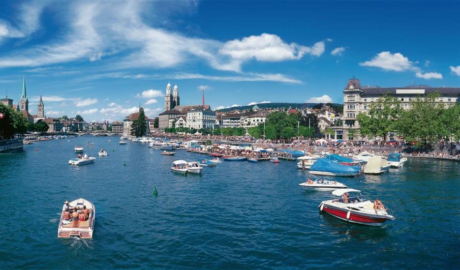 Zurich, view onto the Limmat river and the historic centre.