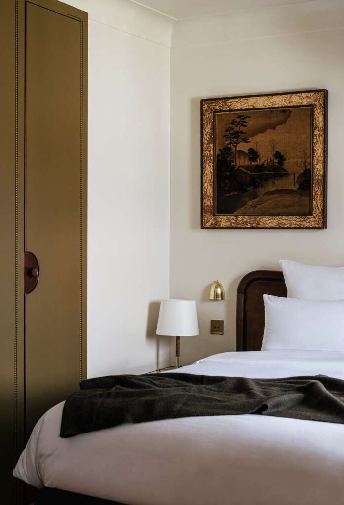 HOTELROCHECHOUART_Suite@LudovicBalay