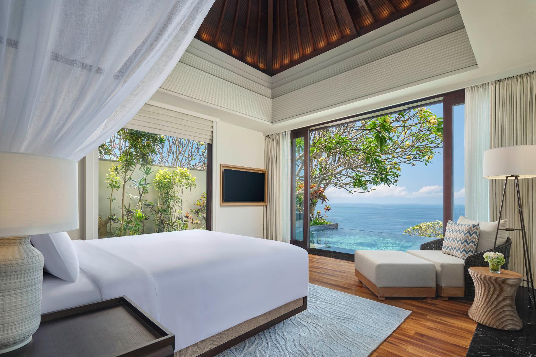 Umana Bali - Panormaic Ocean Pool Villa - bedroom