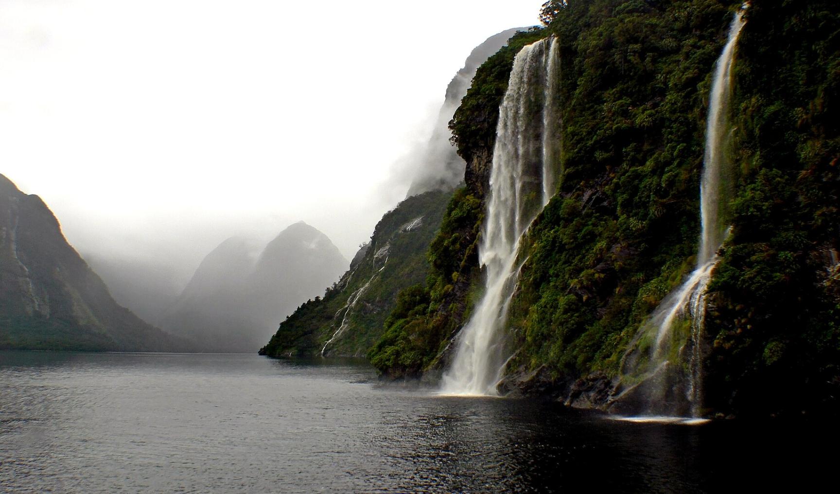 Doubtful Sound, New Zealand | credit: Bernard Spragg. NZ CC0 via Wikimedia Commons
